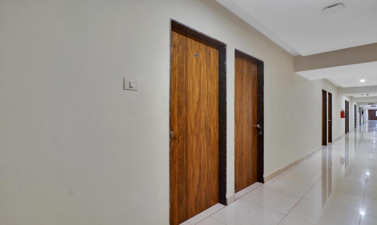 Treebo Tee Hotel Hyderabad Bagian luar foto